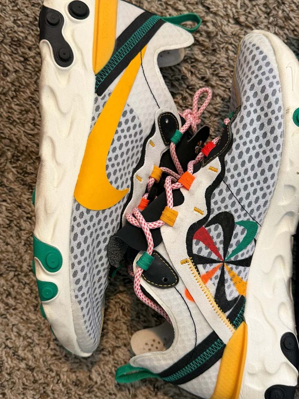 Nike React Element 55 SE Sunburst Pack mens size 9.5